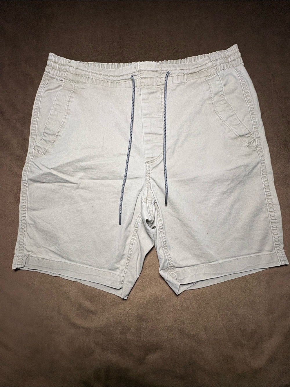 Aeropostale Khaki Drawstring Shorts - Size Small 🌾✨